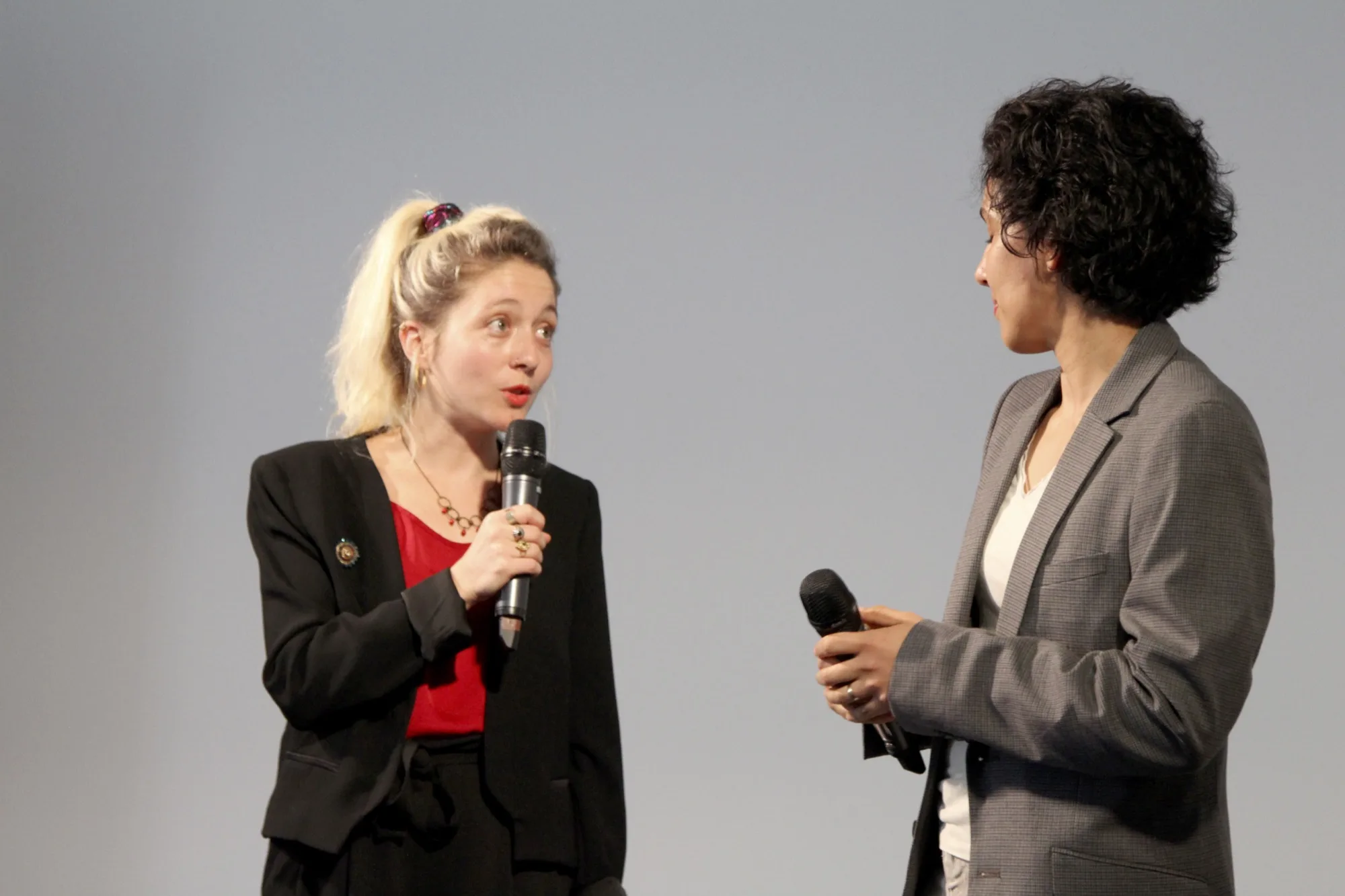 Le rythme dans la peau - Conférence-performance art contemporain Clémence Canet